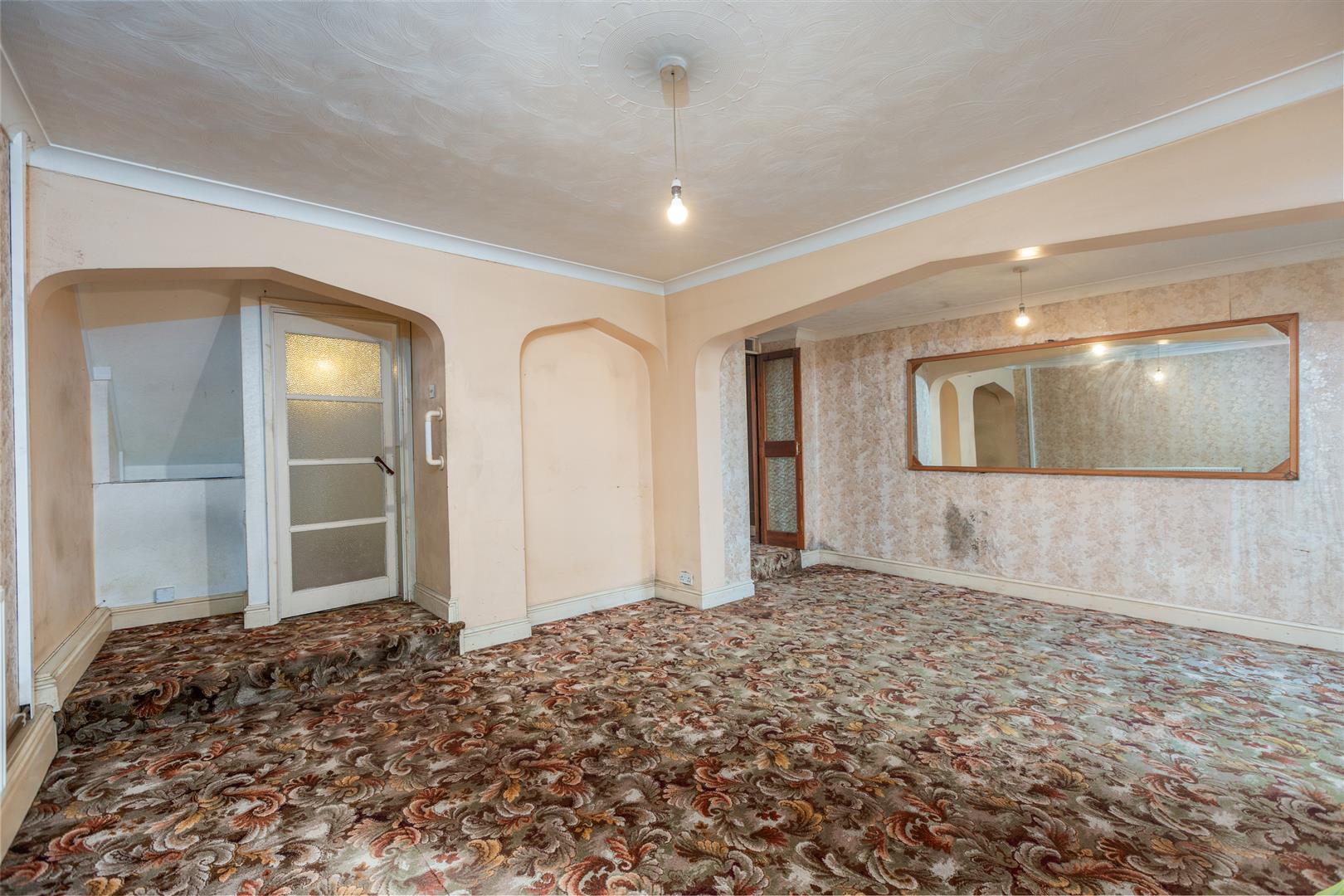 Longford Crescent, St. Thomas, Swansea, SA1 8HS